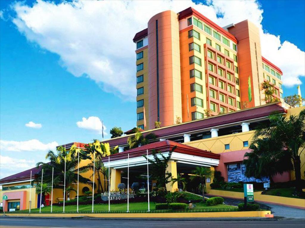 Grand Regal Hotel Davao