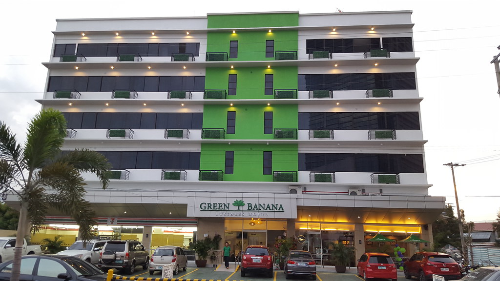Green Banana Business Hotel